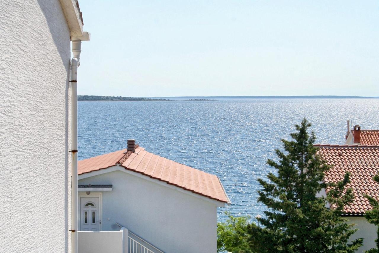 Apartments By The Sea Mandre, Pag - 3084 콜란 외부 사진