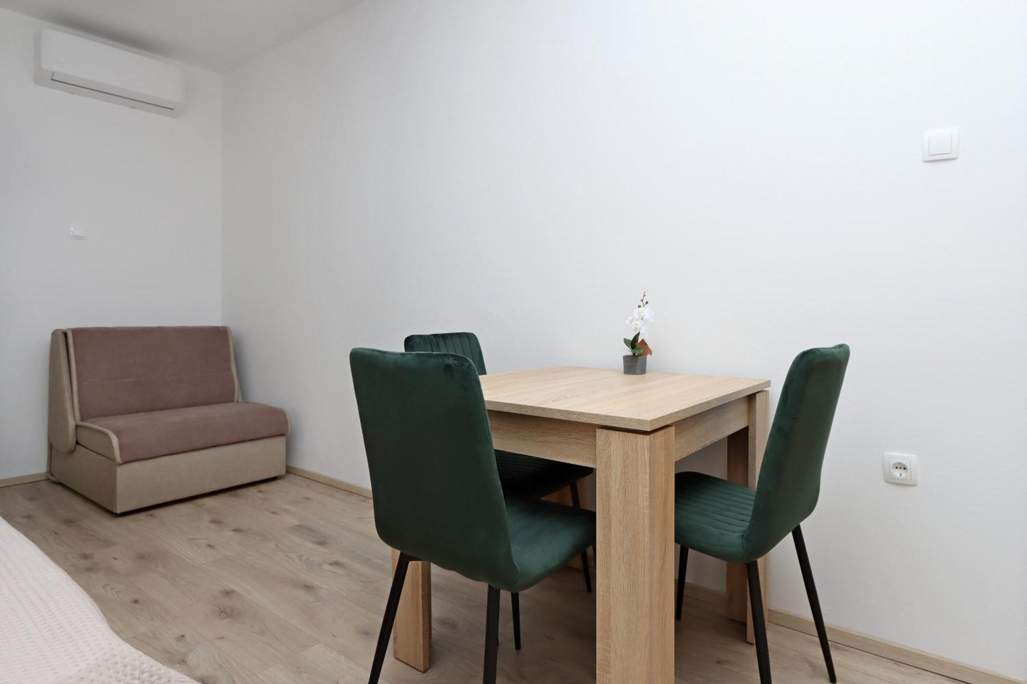 Apartments By The Sea Mandre, Pag - 3084 콜란 객실 사진