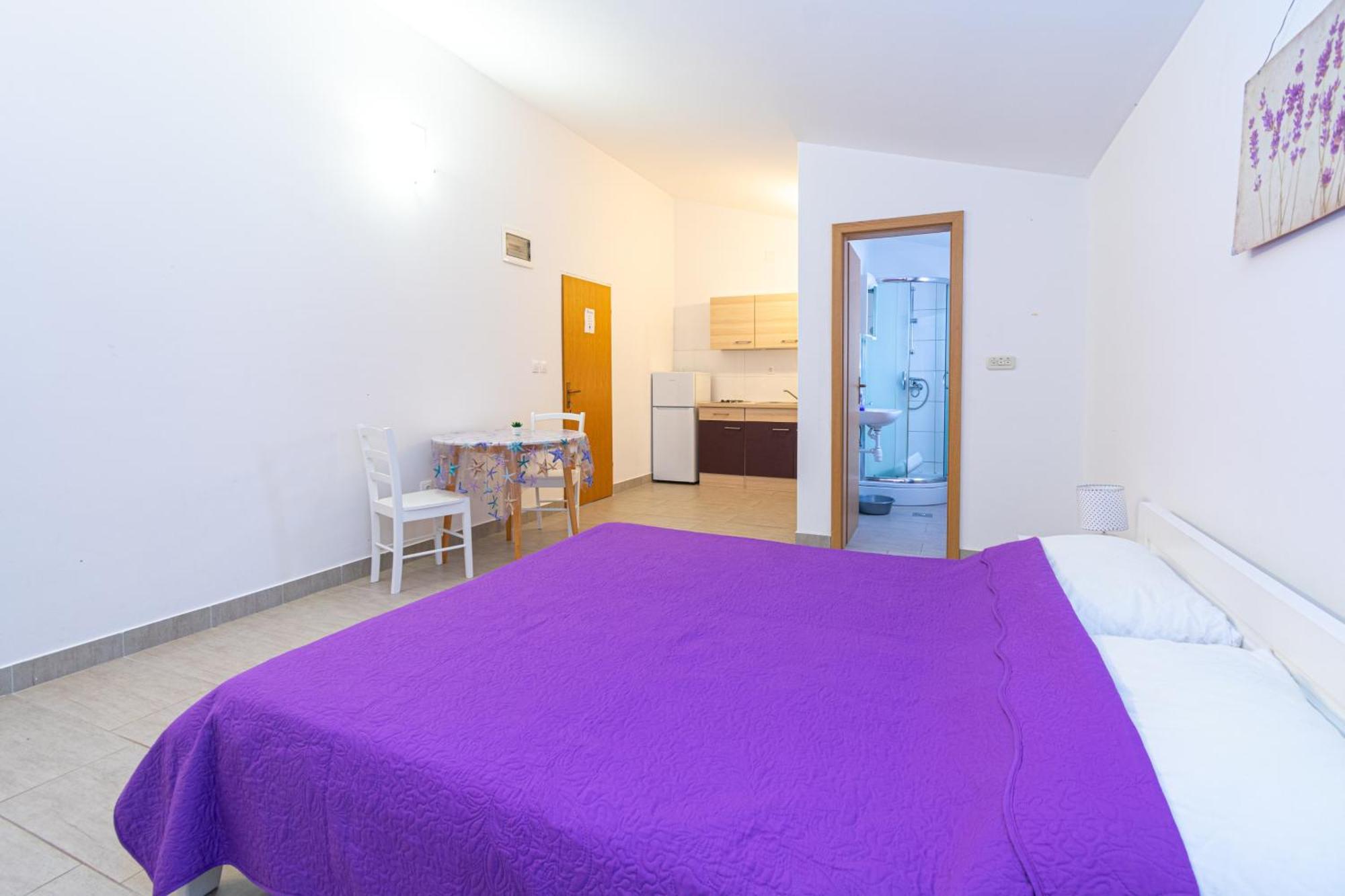 Apartments By The Sea Mandre, Pag - 3084 콜란 객실 사진